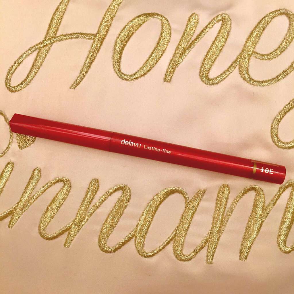 「密着アイライナー」繰り出しペンシル/デジャヴュ/ペンシルアイライナーを使ったクチコミ(1枚目)