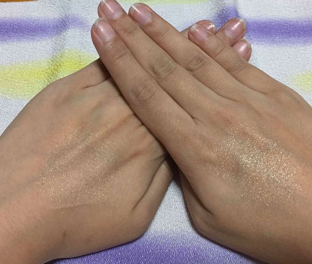 アイベースカラー/無印良品/アイシャドウベースを使ったクチコミ（2枚目）