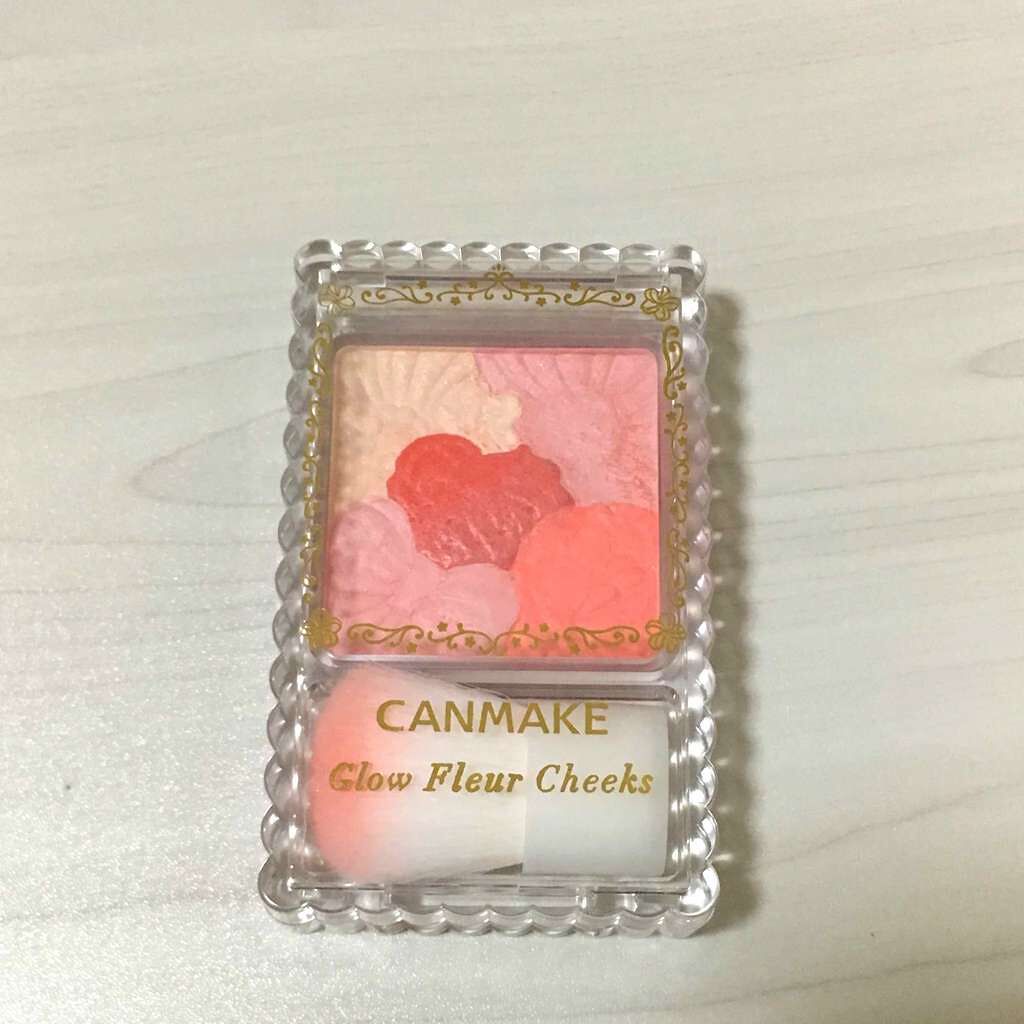 グロウフルールチークス/キャンメイク/パウダーチークを使ったクチコミ(1枚目)