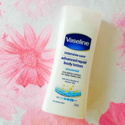 ヴァセリン アドバンスドリペア ボディローション 無香料/ヴァセリン/ボディローションを使ったクチコミ(2枚目)