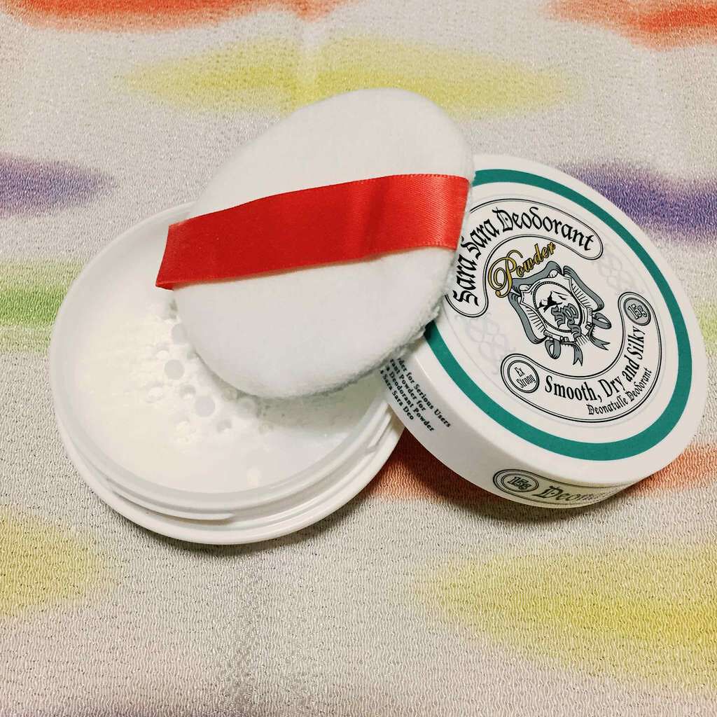薬用さらさらデオドラントパウダー/デオナチュレ/デオドラント・制汗剤を使ったクチコミ(2枚目)