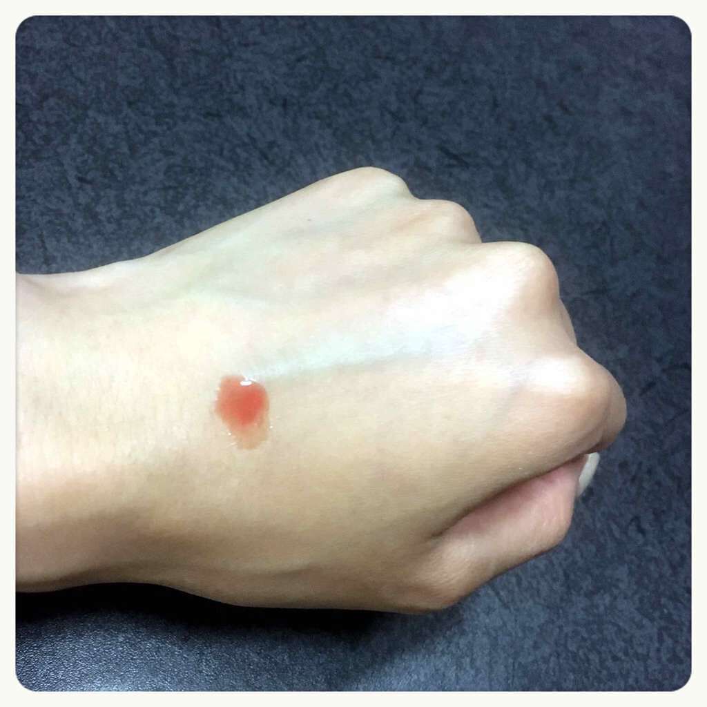 38°C / 99°F リップトリートメント (リップ美容液)/UZU BY FLOWFUSHI/リップケアを使ったクチコミ（2枚目）