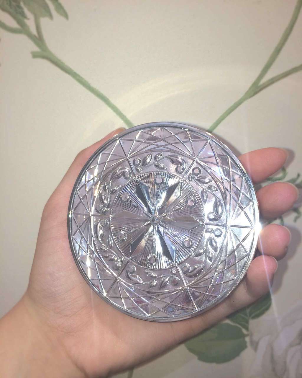 プレシャス スノー/雪肌精/プレストパウダーを使ったクチコミ（1枚目）