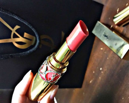 ルージュ ヴォリュプテ シャイン/YVES SAINT LAURENT BEAUTE/口紅を使ったクチコミ(2枚目)