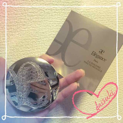 ラ プードル オートニュアンス/Elégance/プレストパウダーを使ったクチコミ(1枚目)