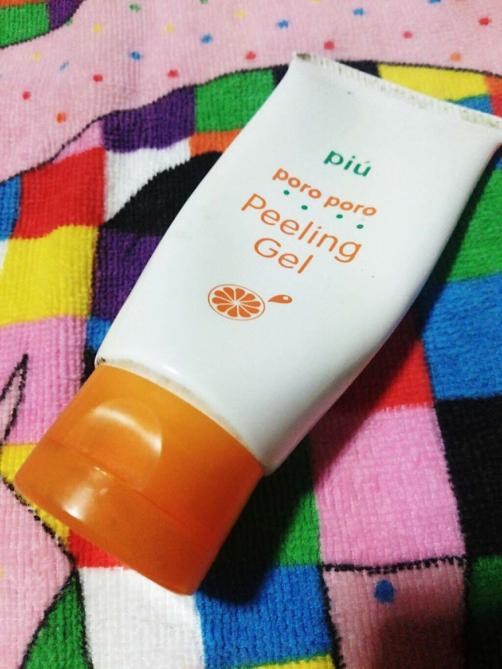 ピゥ ポロポロピーリングジェル ESS