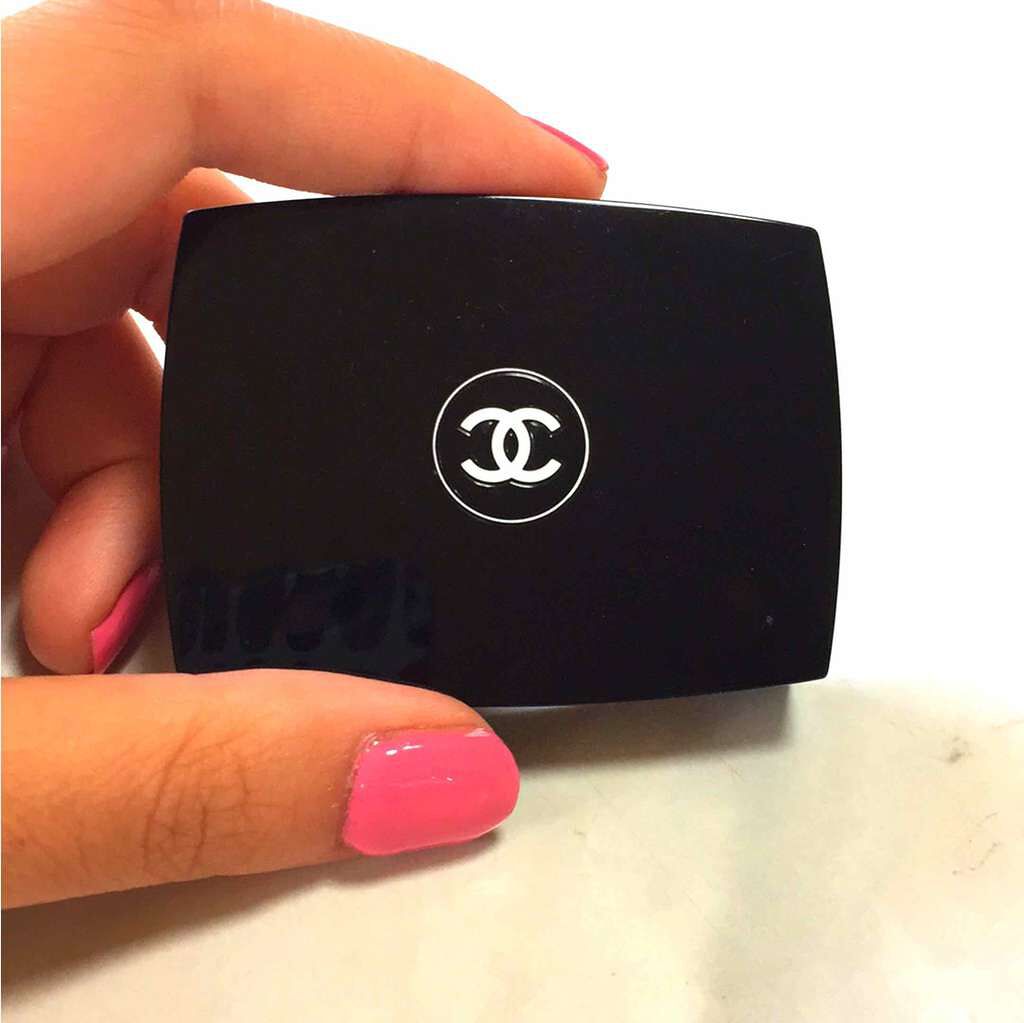 オンブル エサンシエル/CHANEL/単色アイシャドウを使ったクチコミ(1枚目)