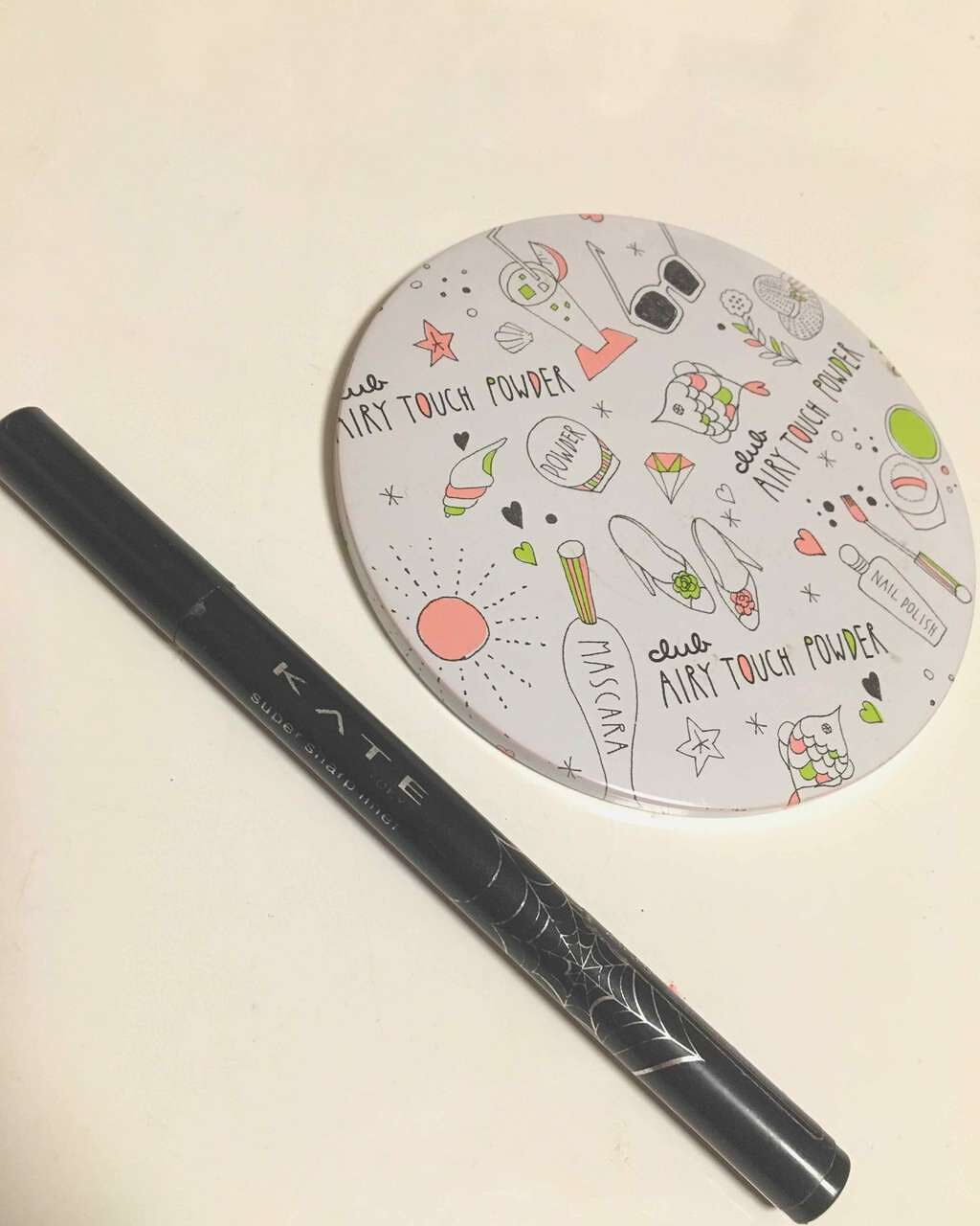 スーパーシャープライナーA/KATE/リキッドアイライナーを使ったクチコミ（1枚目）