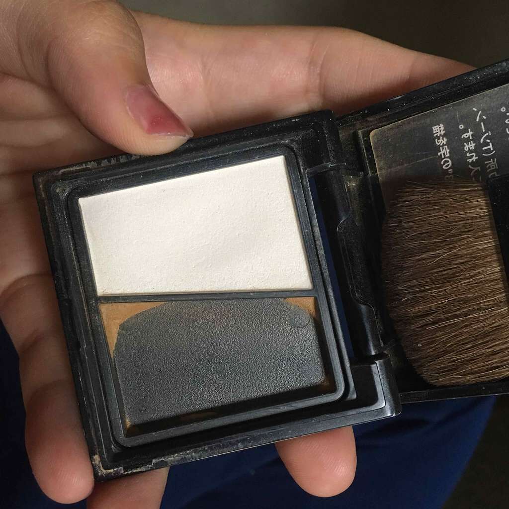 スリムクリエイトパウダー/KATE/プレストパウダーを使ったクチコミ（2枚目）