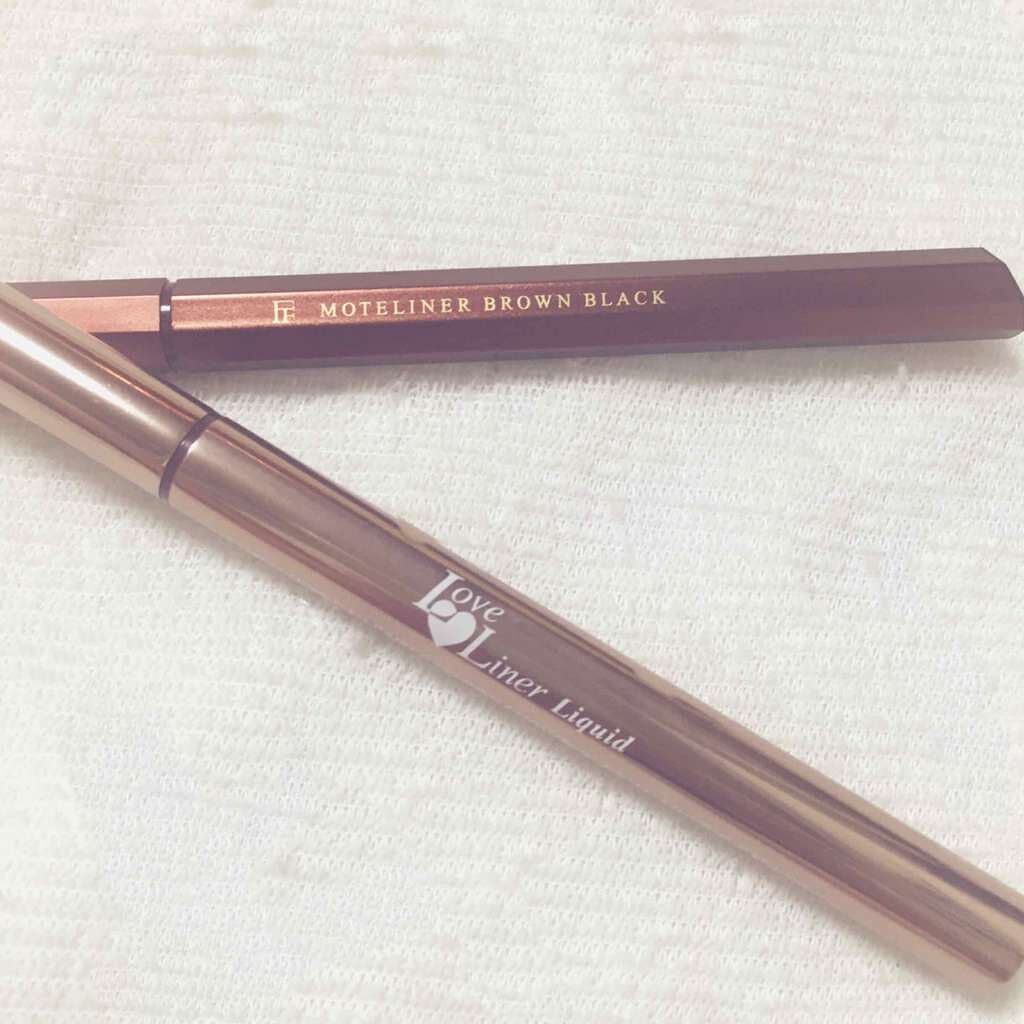 モテライナー リキッド/UZU BY FLOWFUSHI/リキッドアイライナーを使ったクチコミ（1枚目）