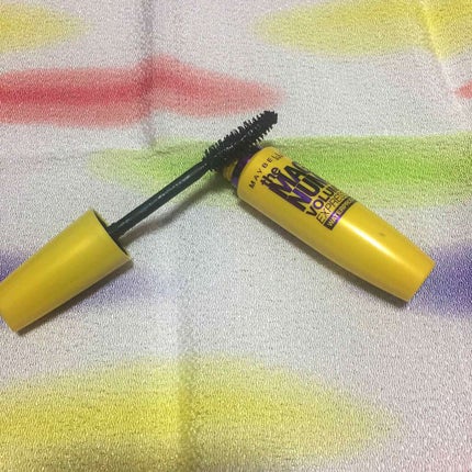 ボリューム エクスプレス マグナム キャット アイズ ウォータープルーフ マスカラ/MAYBELLINE NEW YORK/マスカラを使ったクチコミ(1枚目)