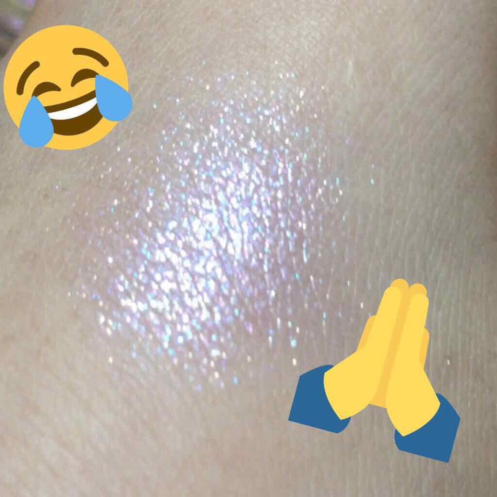 クチュール ホログラム パウダー/YVES SAINT LAURENT BEAUTE/ボディパウダーを使ったクチコミ（2枚目）