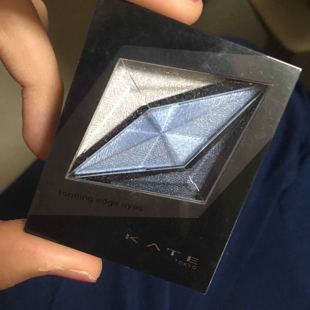 フォルミングエッジアイズ/KATE/アイシャドウパレットを使ったクチコミ(3枚目)