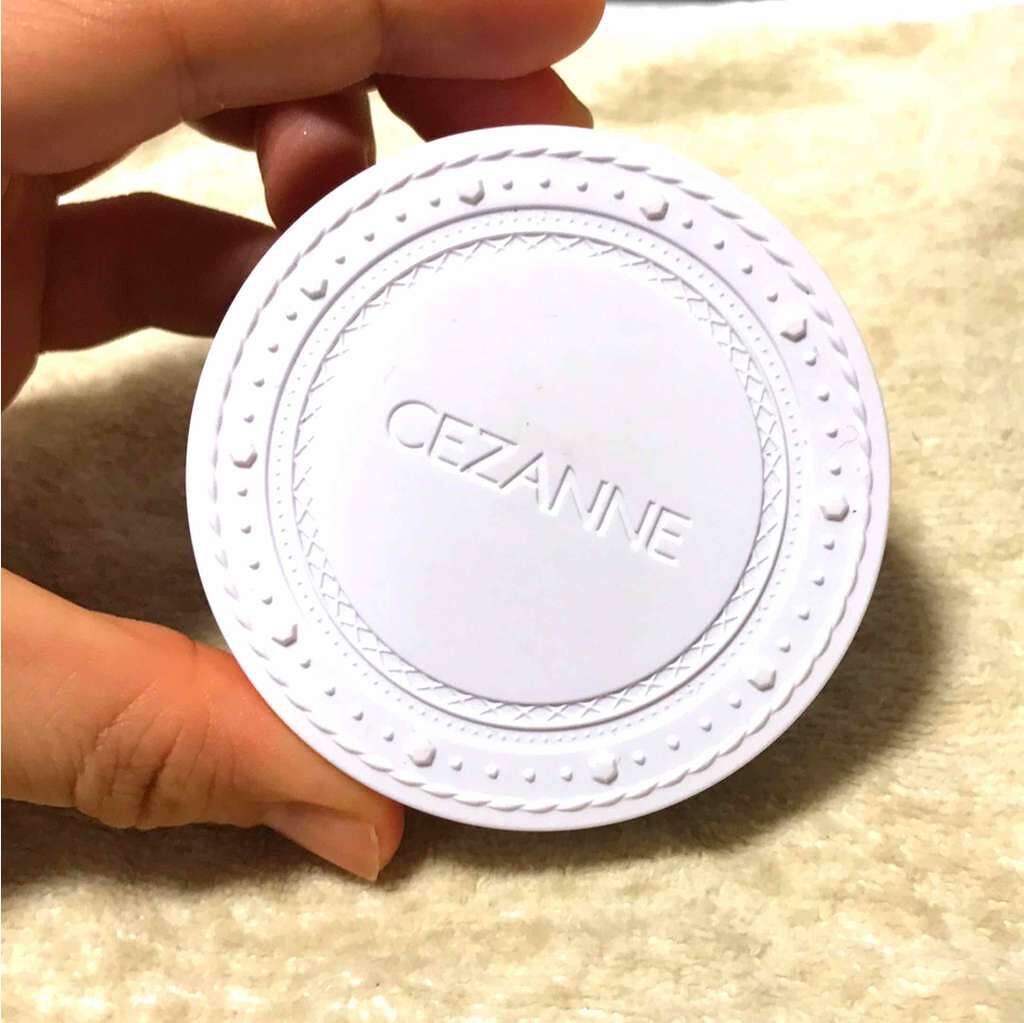 UVクリアフェイスパウダー/CEZANNE/プレストパウダーを使ったクチコミ(1枚目)