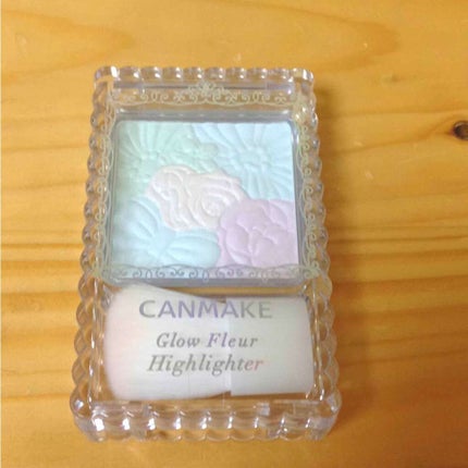 グロウフルールハイライター/キャンメイク/パウダーハイライトを使ったクチコミ(1枚目)