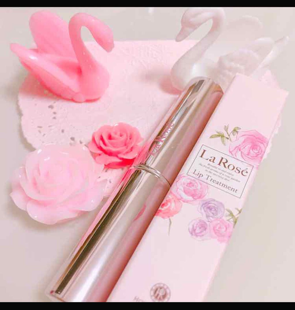 みおみお✩°。⋆ on LIPS 「リップクリームの域を超えている!!!リップ自体の色はベージュピ..」(1枚目)