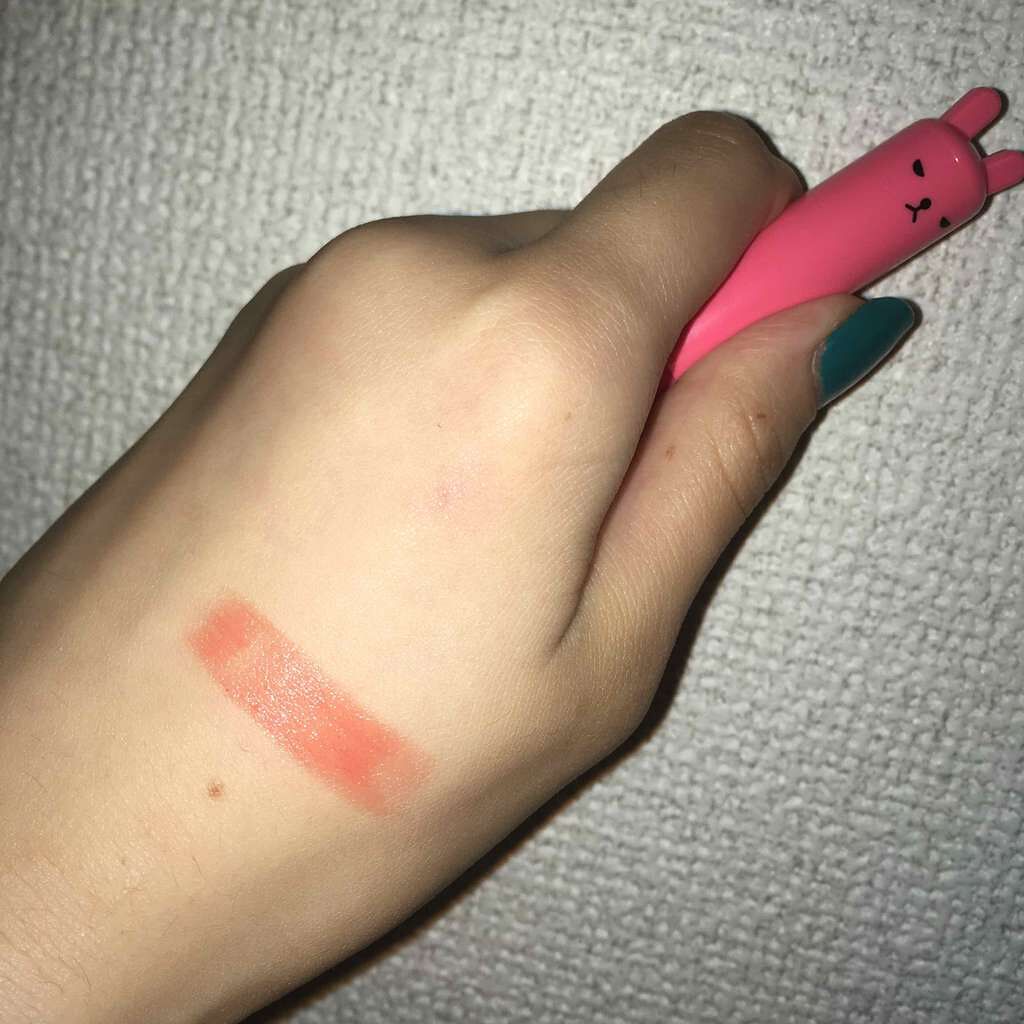 プチバニー グロスバー/TONYMOLY/リップグロスを使ったクチコミ(2枚目)