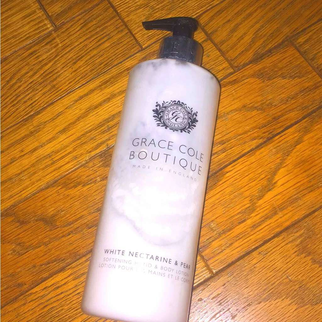 ハンド&ボディローション ホワイトネクタリン&ペア/グレースコール/ハンドクリームを使ったクチコミ(1枚目)