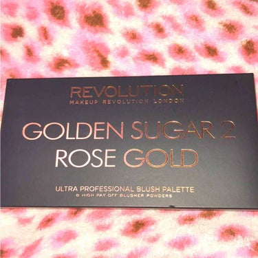 Ultra Blush Palette Golden Sugar/MAKEUP REVOLUTION/パウダーチークを使ったクチコミ（1枚目）