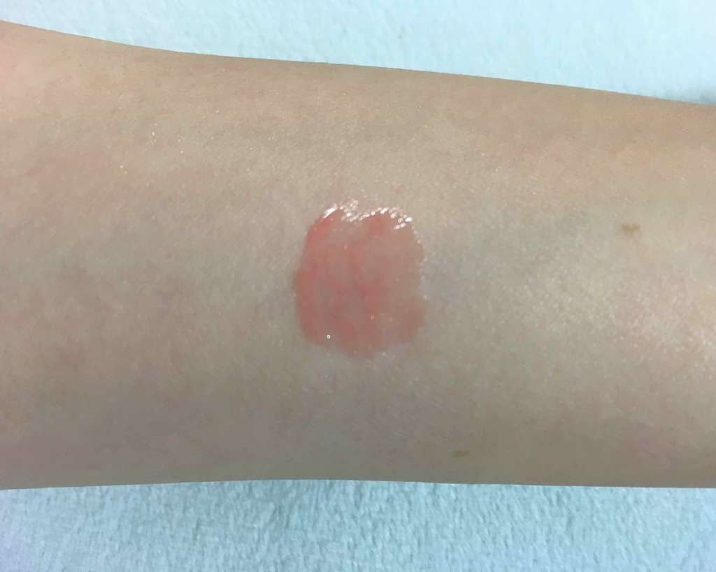 フォーエヴァージューシー オイルルージュ シアー/JILL STUART/口紅を使ったクチコミ(2枚目)