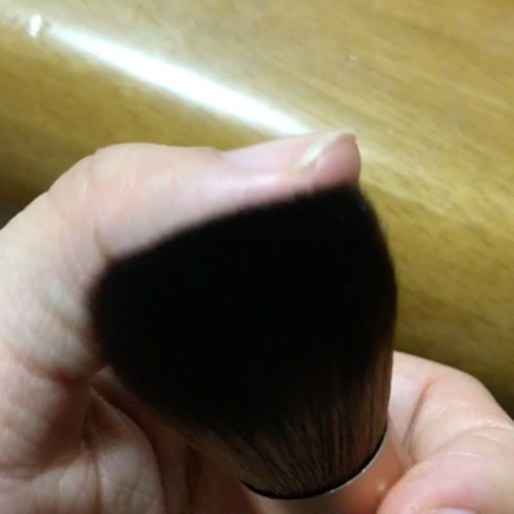 パウダーブラシ/BRIGITTE/メイクブラシの動画クチコミ1つ目