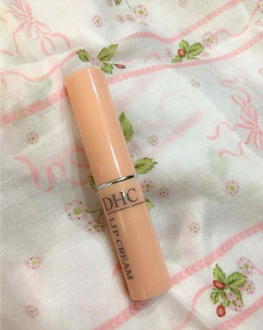 言わずと知れた、DHCの薬用リップクリームです！✨

これを使ってしまうと、もう他のリップクリームには戻れません！！笑
すごく保湿されてる感じがするし、唇荒れや皮むけも、これを塗ると一発で治ります！！
