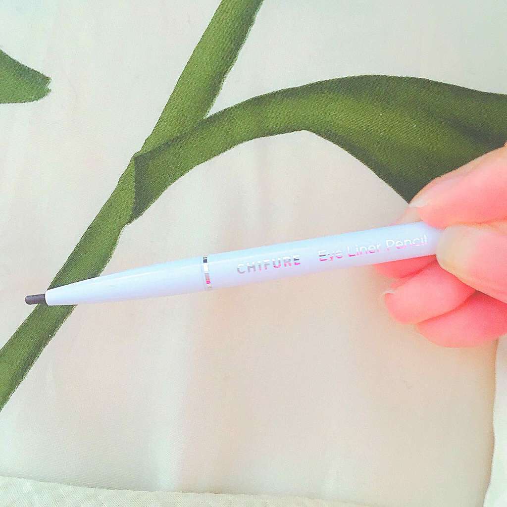 アイ ライナー ペンシル くり出し式/ちふれ/ペンシルアイライナーを使ったクチコミ(1枚目)