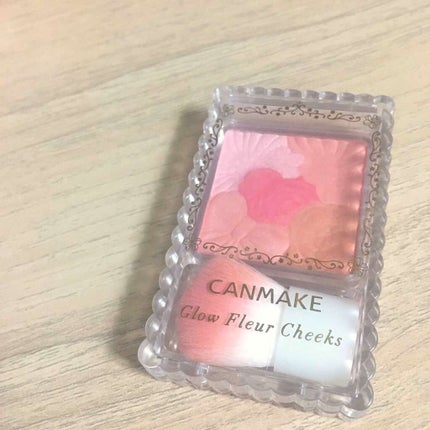 グロウフルールチークス/キャンメイク/パウダーチークを使ったクチコミ(1枚目)