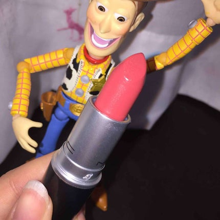 リップスティック モランジ(アンプリファイド)/M・A・C/口紅を使ったクチコミ(1枚目)