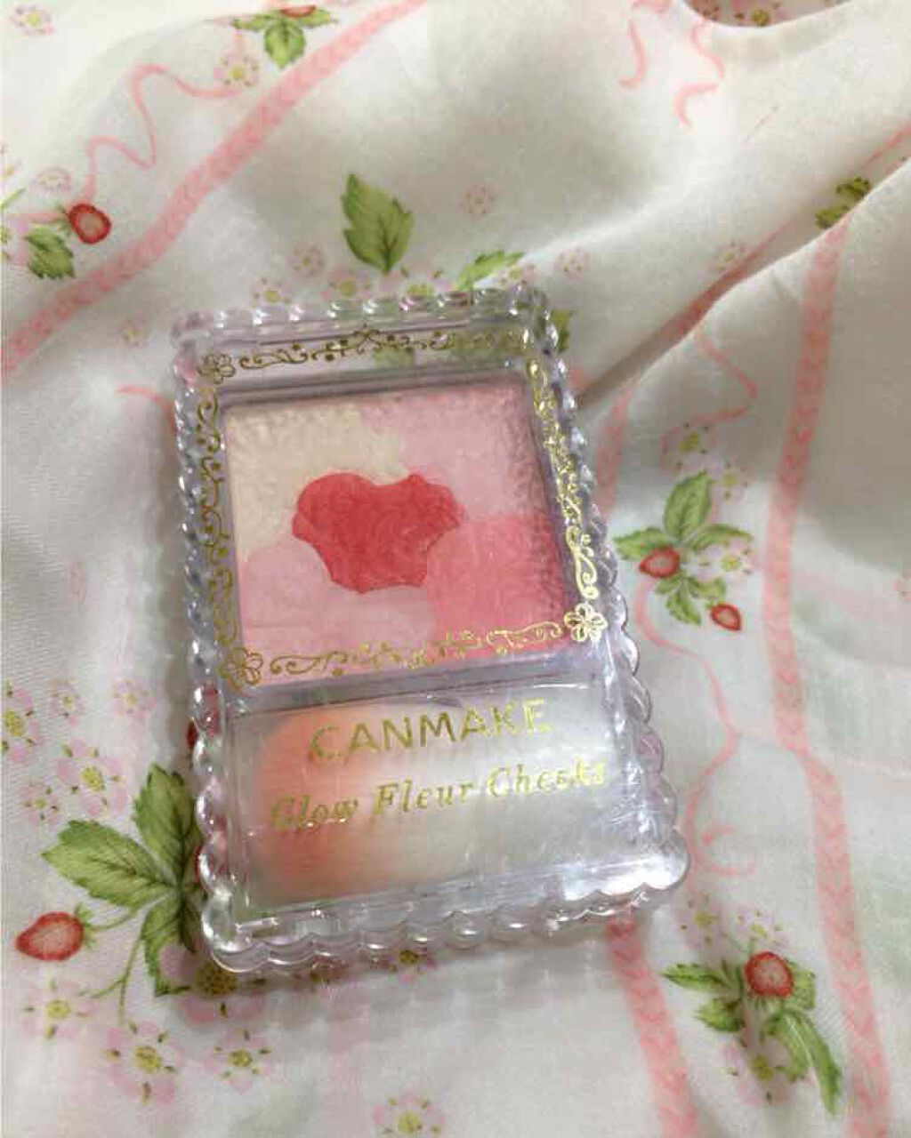 グロウフルールチークス/キャンメイク/パウダーチークを使ったクチコミ(1枚目)