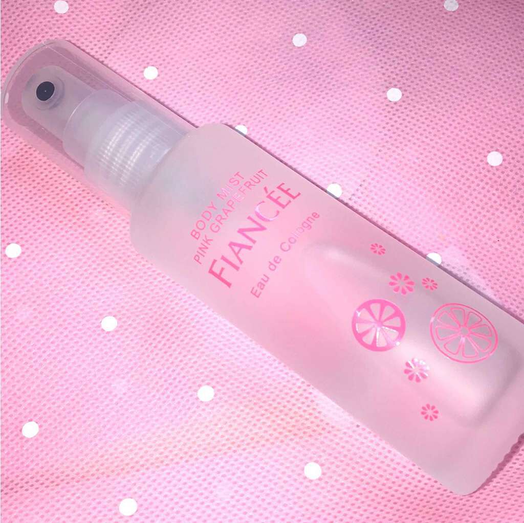 ボディミスト ピンクグレープフルーツの香り/フィアンセ/香水(レディース)を使ったクチコミ(1枚目)
