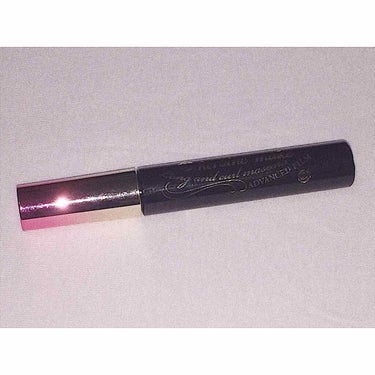 ✔️Heroine Make
      - Long&Curl Mascara advanced film (01)

ヒロインメイクの、ロング＆カールマスカラ
の漆黒ブラックで、私は第三のマスカラと