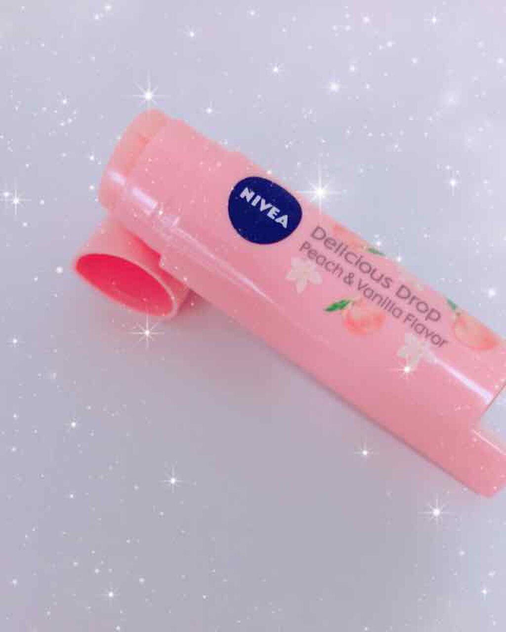 フレーバーリップ デリシャスドロップ アップルの香り〜バニラの香りのアクセント/ニベア/リップクリームを使ったクチコミ(2枚目)