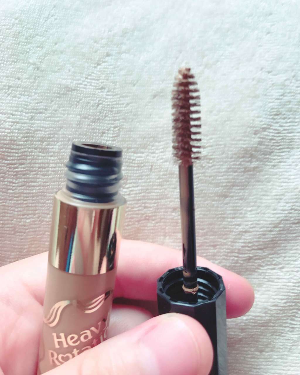 カラーリングアイブロウ/ヘビーローテーション/眉マスカラを使ったクチコミ(2枚目)