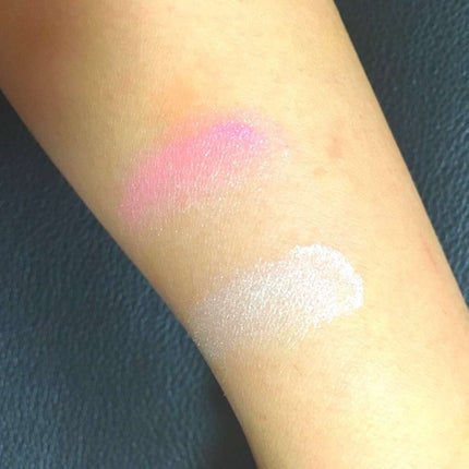 ツーカラー アイシャドウ ラメシリーズ/CEZANNE/アイシャドウパレットを使ったクチコミ(2枚目)