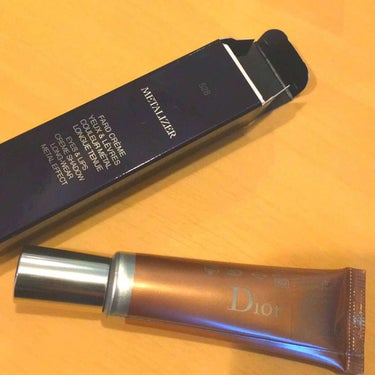 Dior ディオールショウ メタライザーのクチコミ「ディオールショウ メタライザー アイシャドウ
528 PLATINE FUSIONです。

た.....」（1枚目）