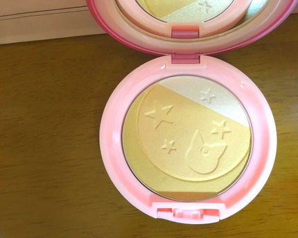 シャイニングムーンパウダーフラットスタイル/ミラクルロマンス/プレストパウダーを使ったクチコミ(3枚目)