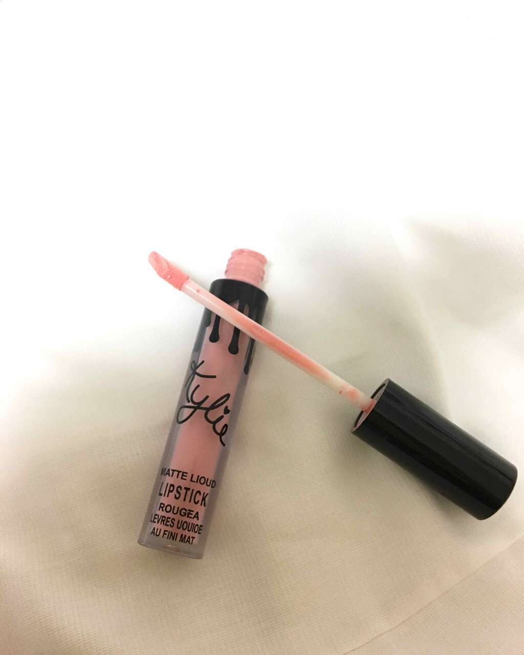 マット リキッド リップスティック/Kylie Cosmetics/口紅を使ったクチコミ（1枚目）