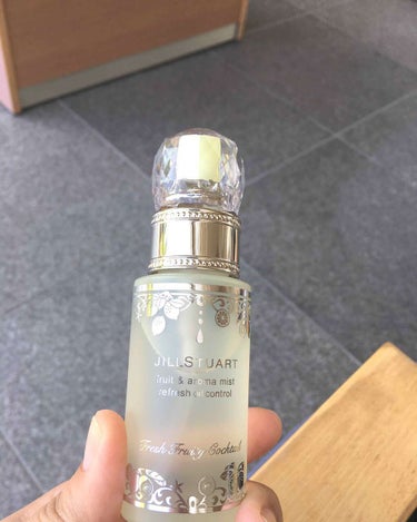 JILL STUART フルーツ&アロマミスト リフレッシュ オイルコントロールのクチコミ「ジルスチュアートのフルーツアンドアロマミスト💕新商品のフレッシュフルーティカクテルの香りです❗.....」（1枚目）