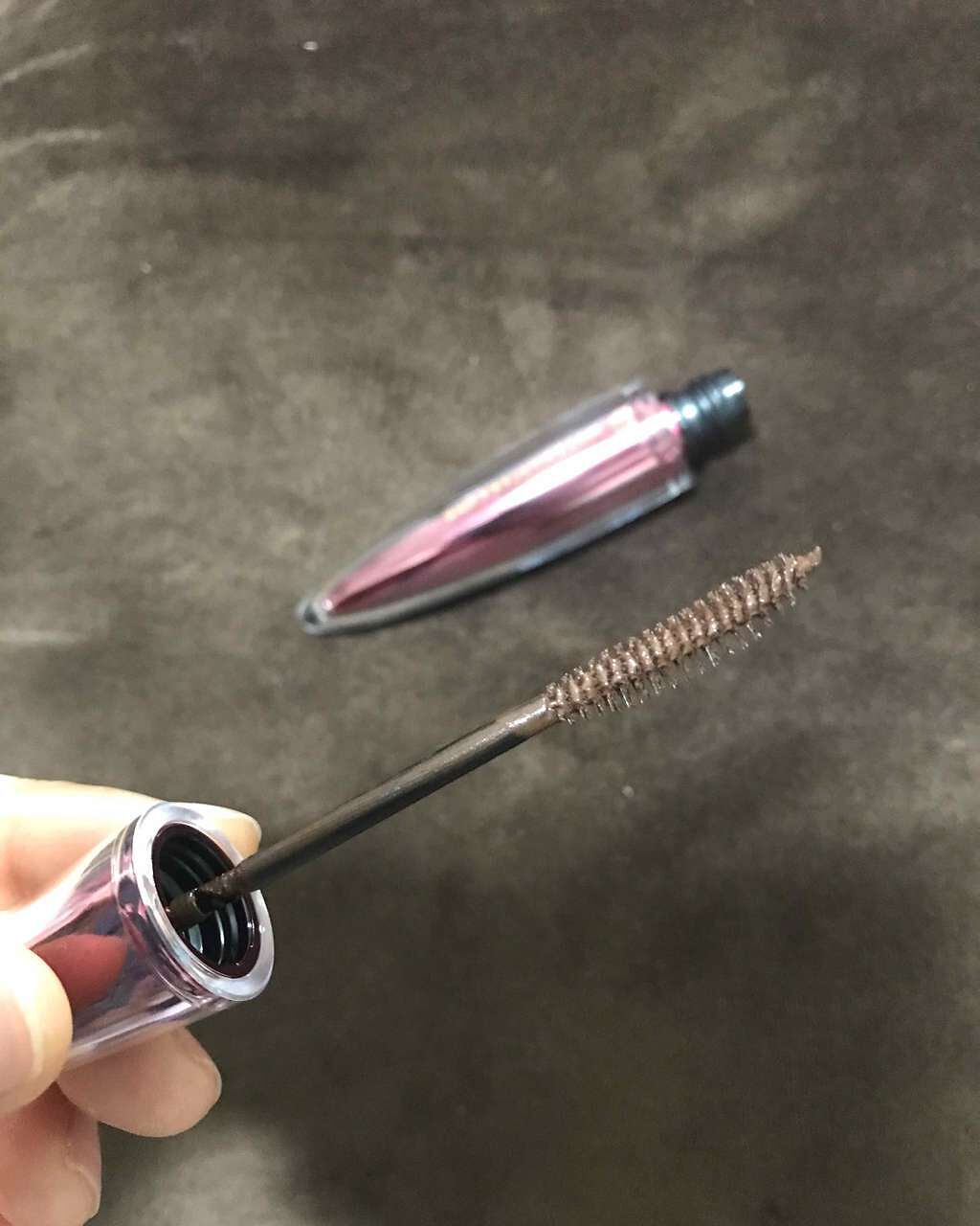 モテマスカラ ONE リフトアップ/UZU BY FLOWFUSHI/マスカラを使ったクチコミ(2枚目)