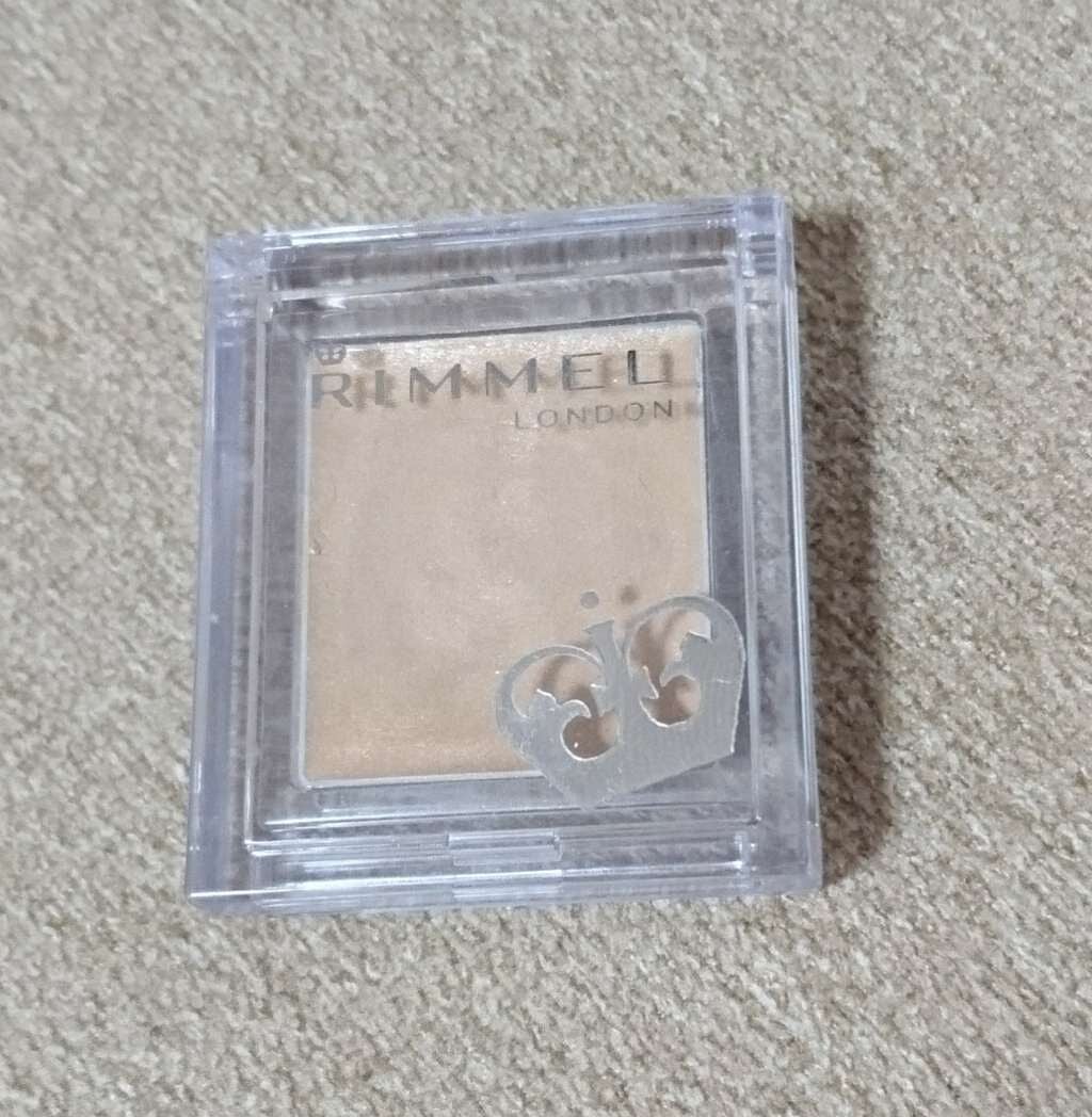 プリズム クリームアイカラー/リンメル ロンドン/ジェル・クリームアイシャドウを使ったクチコミ(1枚目)