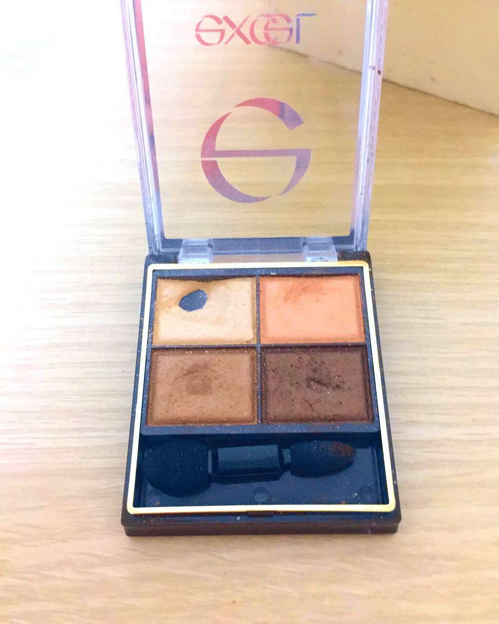 スキニーリッチシャドウ/excel/アイシャドウパレットを使ったクチコミ（2枚目）