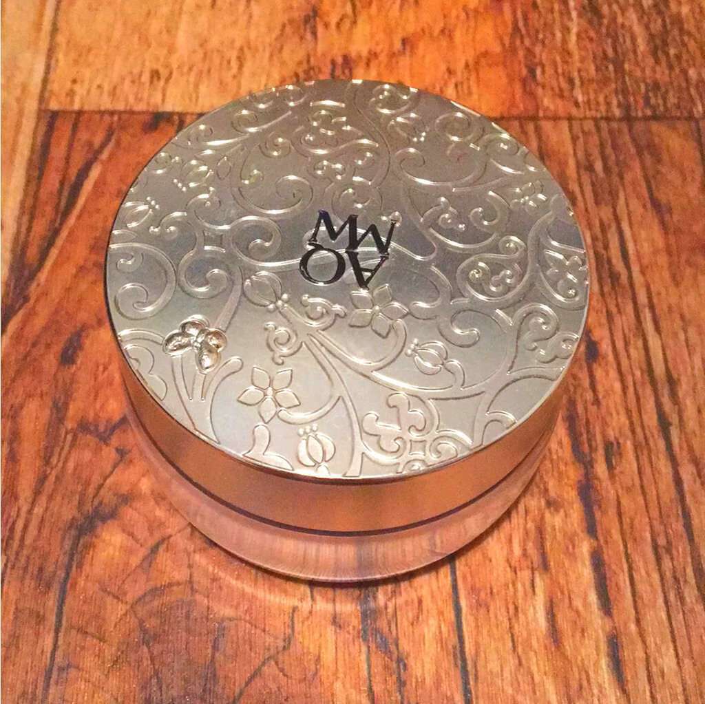 AQ MW フェイスパウダー/DECORTÉ/ルースパウダーを使ったクチコミ(1枚目)