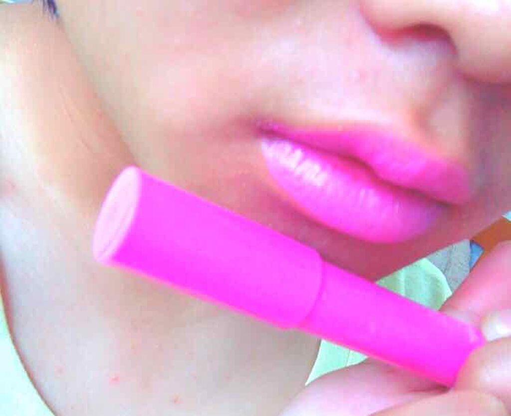 ジャスト ビトゥン キサブル バーム ステイン/REVLON/口紅を使ったクチコミ(3枚目)