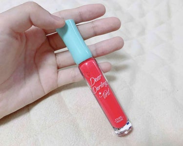 ETUDE HOUSE Dear Darling Soda TintのPK001です。

赤とピンクの混ざった色で使い勝手良いと思います。
ウォーターティントではないので、縦ジワも目立たないしぷるっとみ