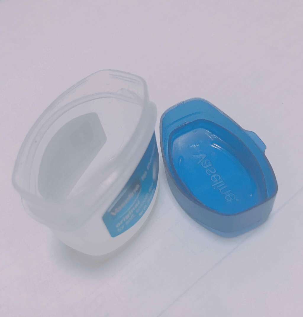 リップ オリジナル/ヴァセリン/リップバームを使ったクチコミ(2枚目)