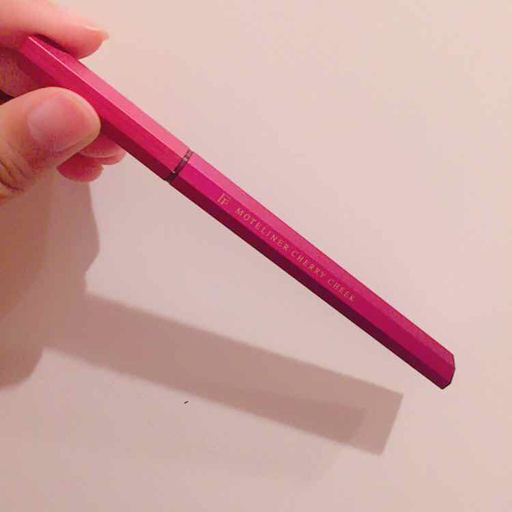 モテライナー リキッド/UZU BY FLOWFUSHI/リキッドアイライナーを使ったクチコミ(1枚目)