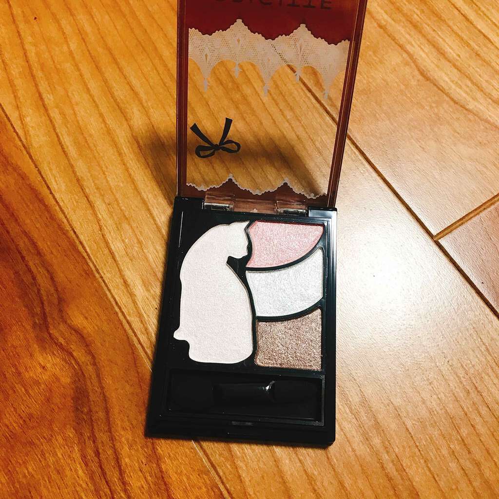 ピュアキャッツアイシャドウLM/BRIGITTE/アイシャドウパレットを使ったクチコミ(2枚目)