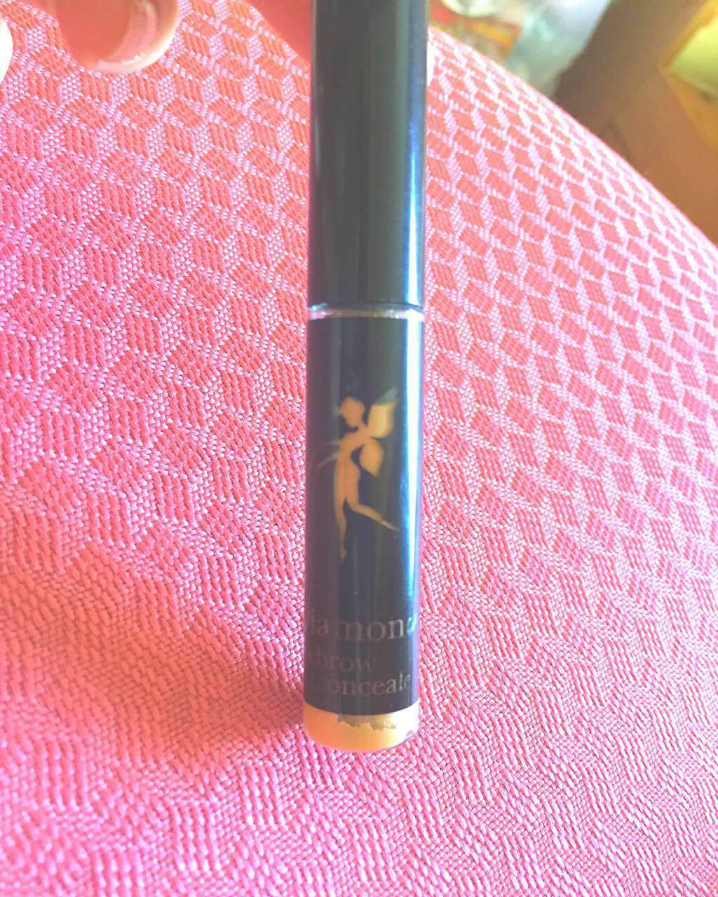 Diamond eyebrow concealer/Diamond Beauty(ウェーブコーポレーション)/リキッドコンシーラーを使ったクチコミ(1枚目)