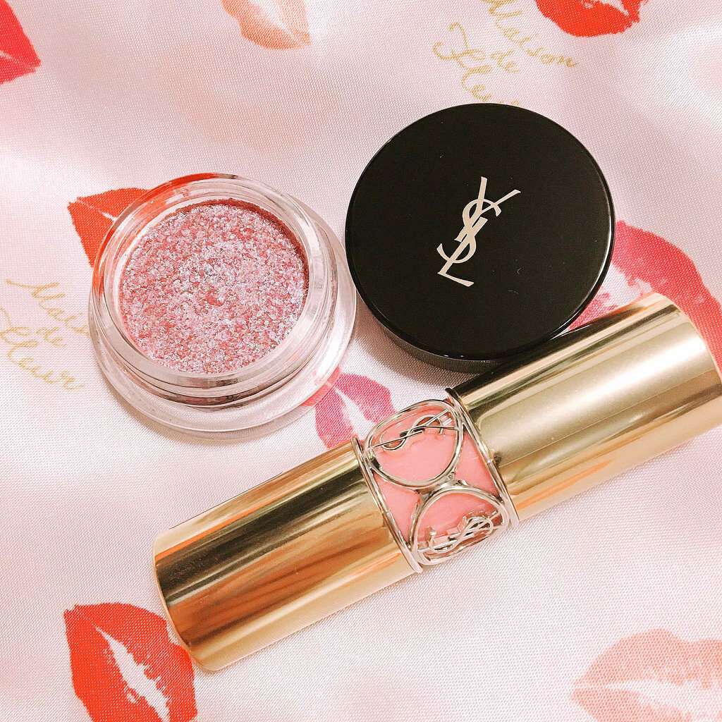 クチュール ホログラム パウダー/YVES SAINT LAURENT BEAUTE/ボディパウダーを使ったクチコミ（1枚目）